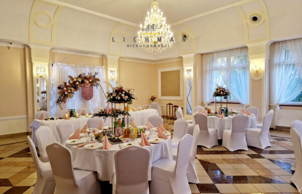 Obiekt hotelowy z salami bankietowy i SPA