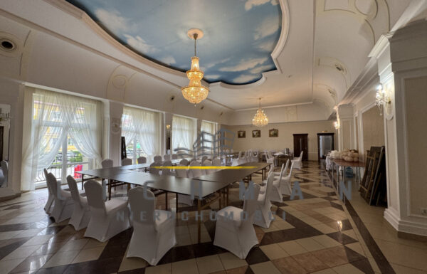 Obiekt hotelowy z salami bankietowy i SPA