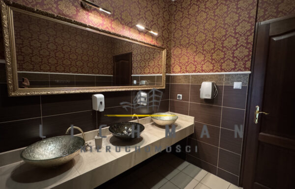 Obiekt hotelowy z salami bankietowy i SPA